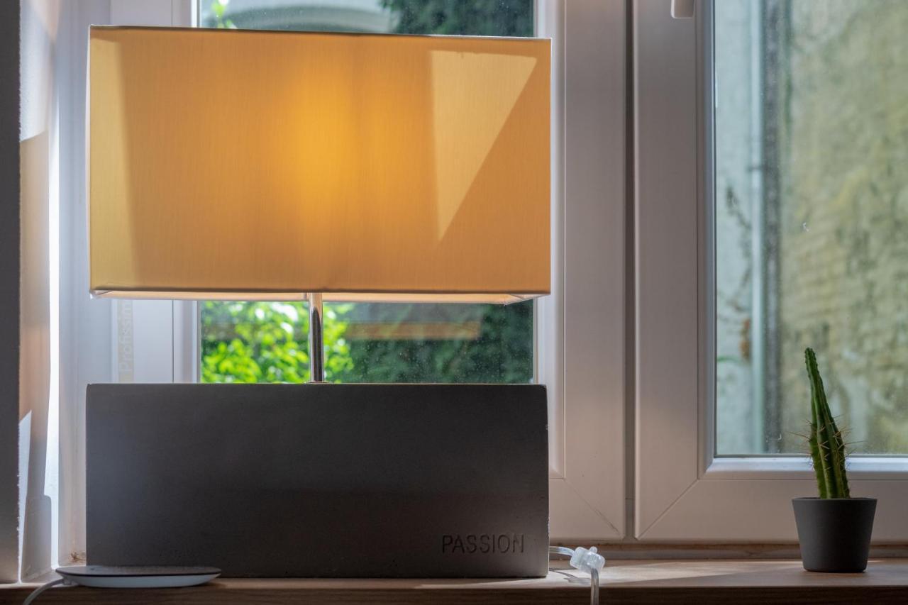 Homebydoni - Kueche I Terrasse I 500 Mbits Wifi I Design Loft Nahe Rmcc & Staatstheater Wiesbaden Eksteriør billede